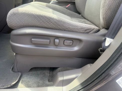 Used 2015 Honda Odyssey EX image 12