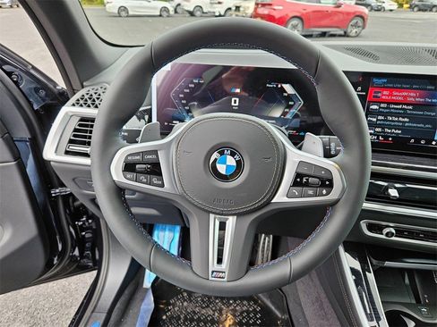 New 2026 BMW X5 M60i image 10