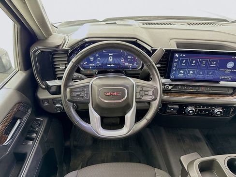 Used 2024 GMC Sierra 3500 SLE image 22
