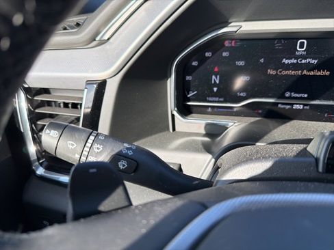 Used 2024 GMC Sierra 1500 Denali image 54