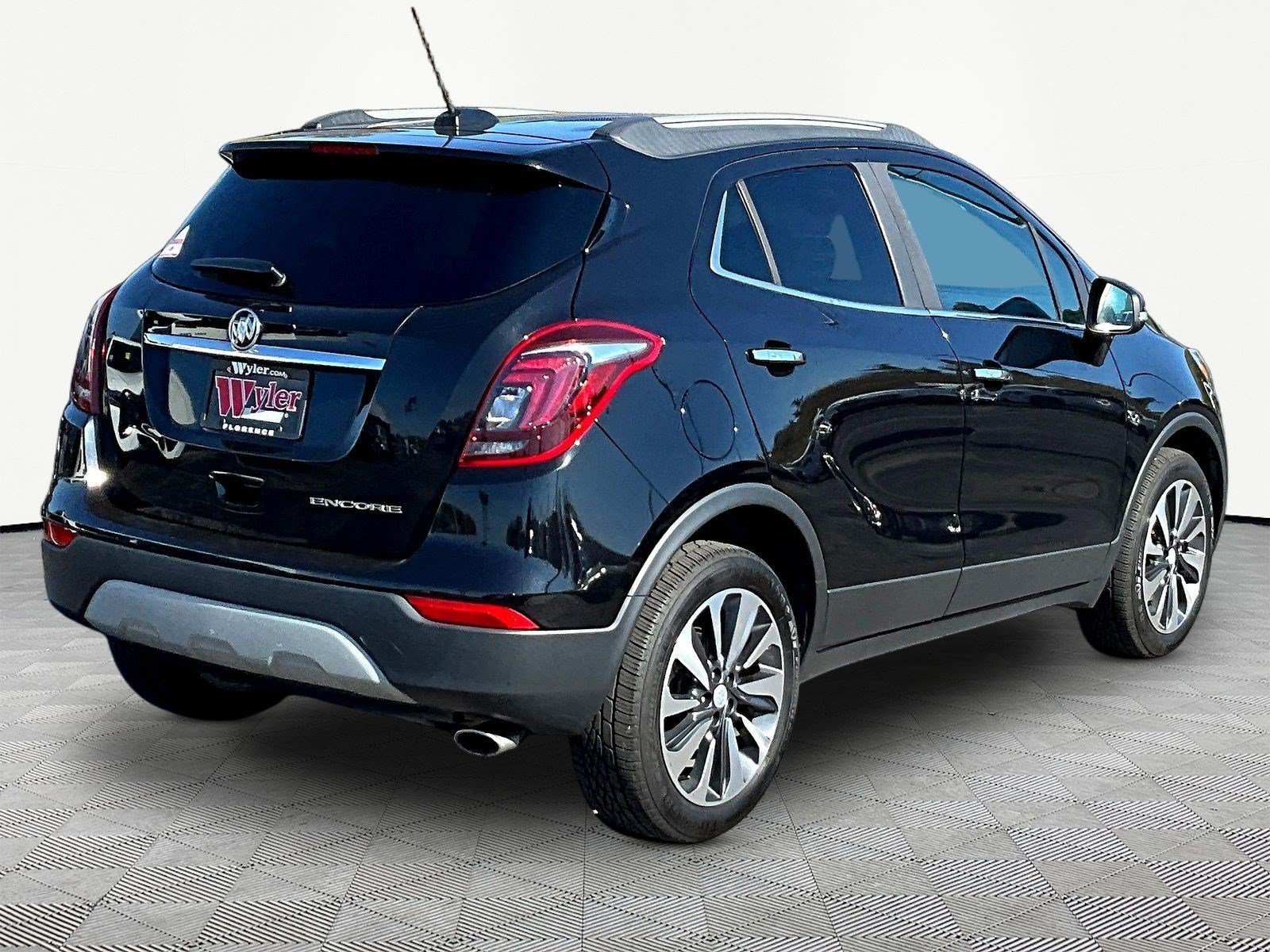 Used 2020 Buick Encore Essence FWD image 6