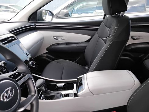 Used 2023 Hyundai Tucson SE AWD/4WD image 8