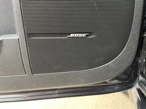 Used 2015 GMC Acadia Denali image 13