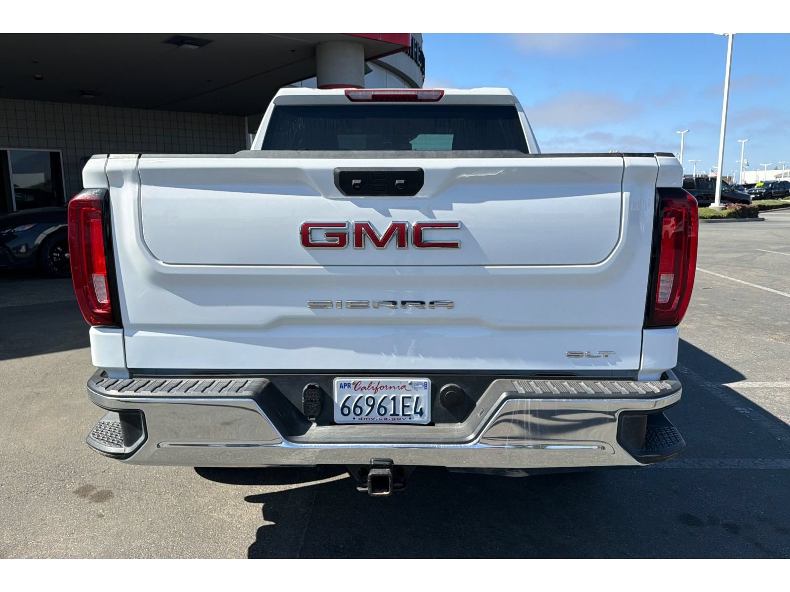 Used 2025 GMC Sierra 1500 SLT AWD/4WD image 6