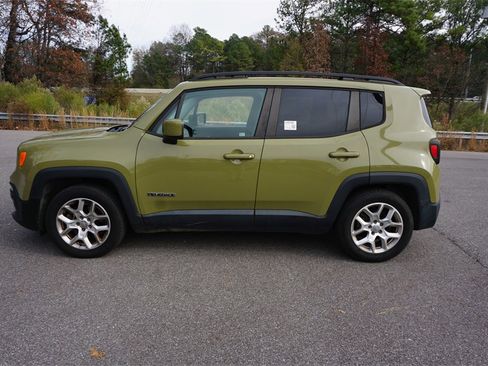 Used 2015 Jeep Renegade Latitude image 14