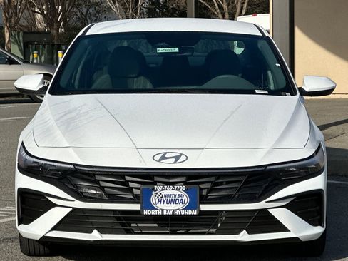 New 2026 Hyundai Elantra Blue image 9