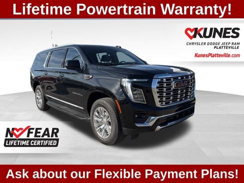 Used 2025 GMC Yukon XL Denali AWD/4WD image 3
