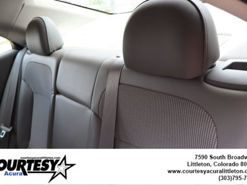 Used 2016 Chevrolet Malibu LT FWD image 22