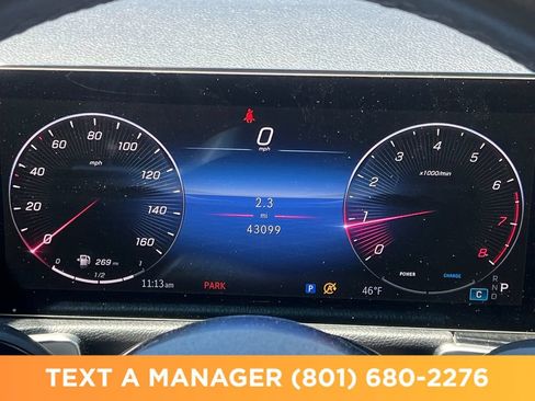 Used 2025 Mercedes-Benz GLB 250 4MATIC image 16