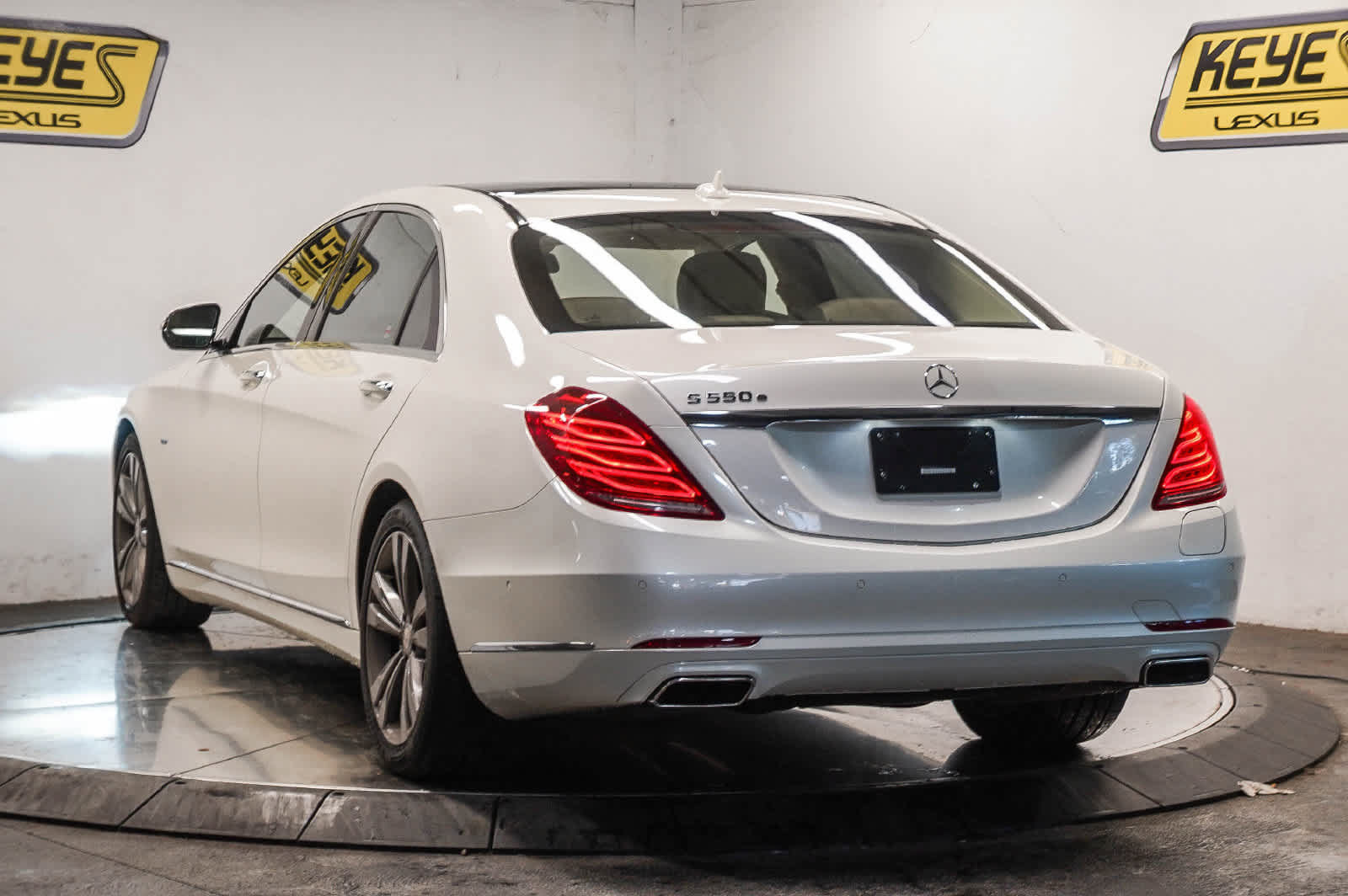 Used 2017 Mercedes-Benz S 550e image 2