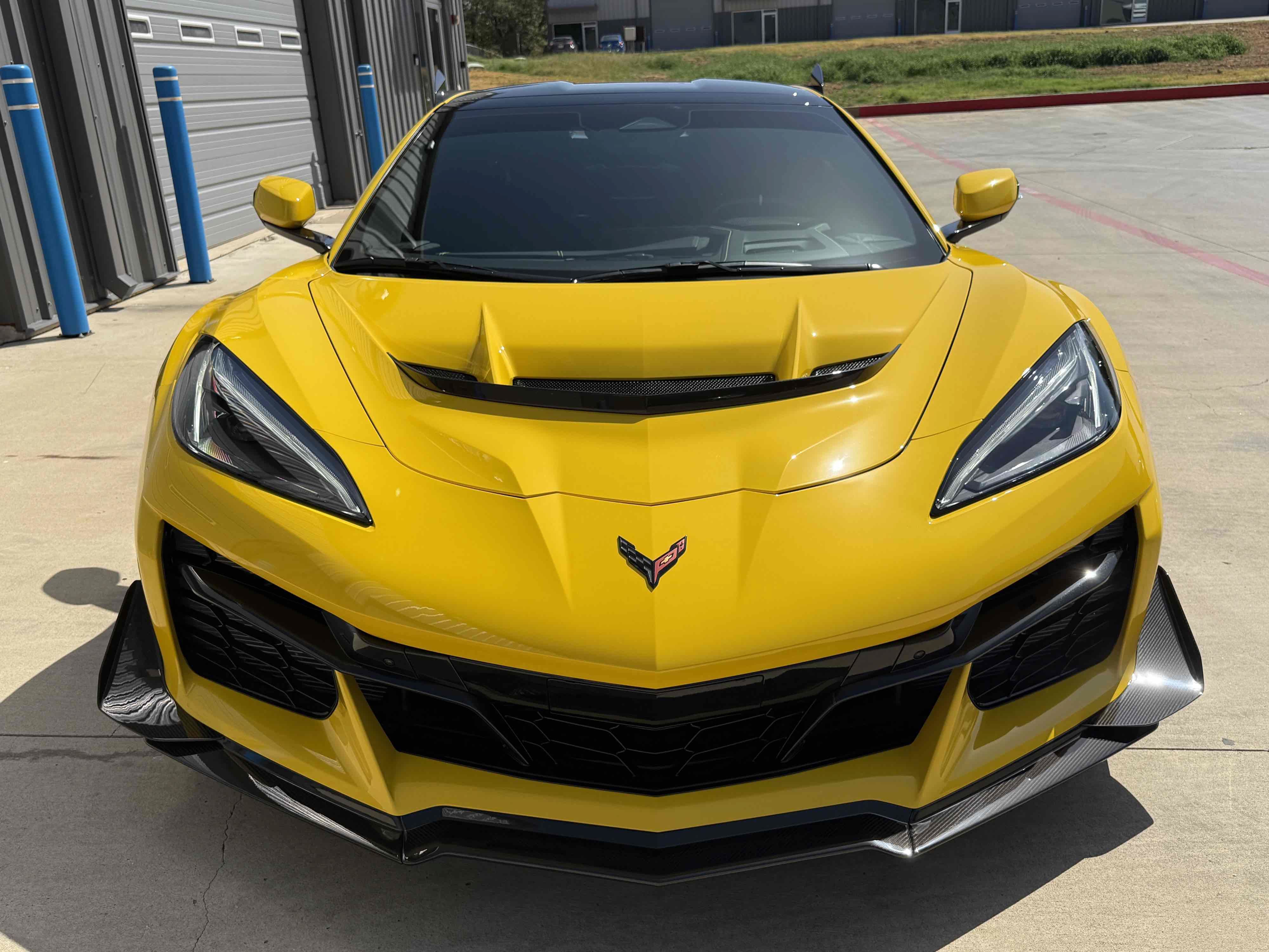Used 2026 Chevrolet Corvette ZR1 w/ ZR1 Carbon Fiber Aero Package RWD image 41