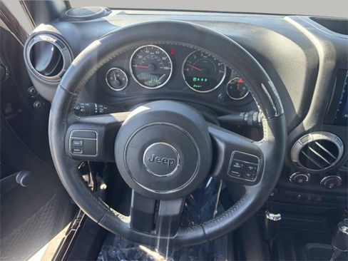 Used 2018 Jeep Wrangler Sport image 15