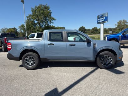New 2025 Ford Maverick XLT w/ Equipment Group 301A
