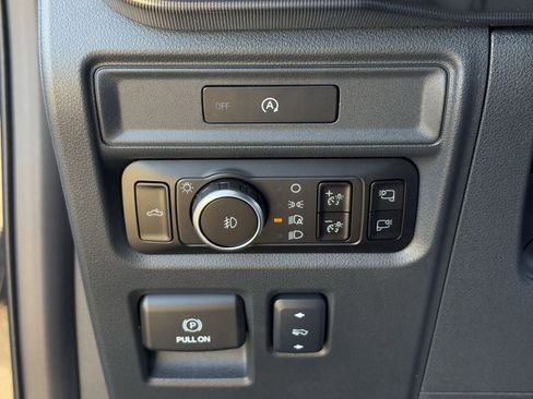 New 2025 Ford F150 Platinum w/ Equipment Group 702A High image 58