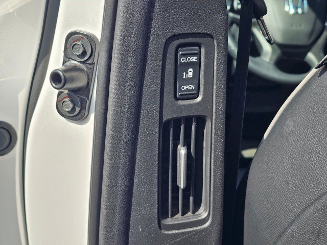 Used 2025 Honda Odyssey Elite image 24