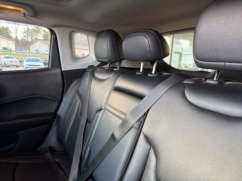 Used 2017 Jeep Compass Trailhawk w/ Leather Interior Group image 21