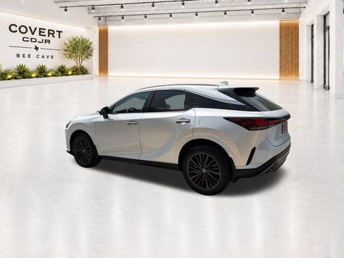 Used 2025 Lexus RX 350 Premium w/ Convenience Package FWD image 8
