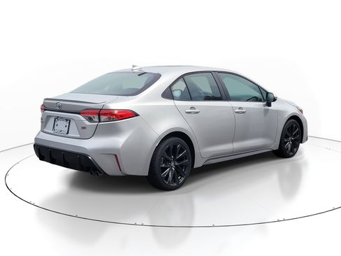 Certified 2024 Toyota Corolla SE FWD image 7