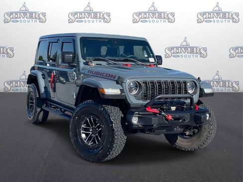 Used 2024 Jeep Wrangler Unlimited Rubicon AWD/4WD image 1