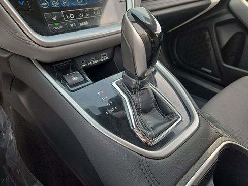 Used 2023 Subaru Outback Limited image 17