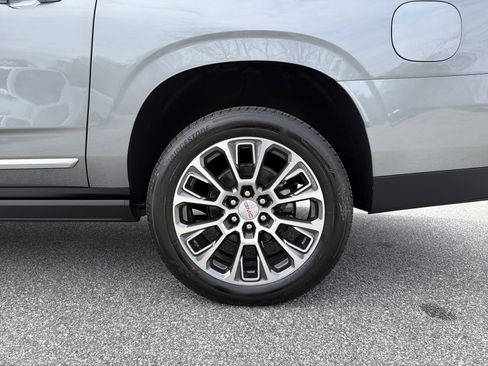 New 2026 GMC Yukon XL Denali image 25