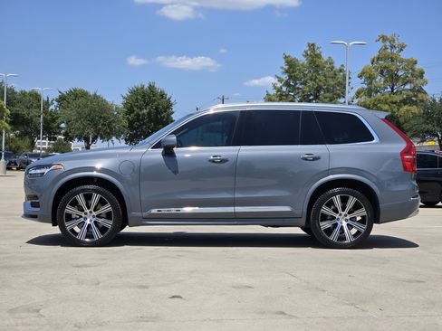 Used 2022 Volvo XC90 T8 Inscription AWD/4WD image 2