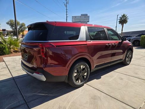 New 2026 Kia Carnival LXS image 5