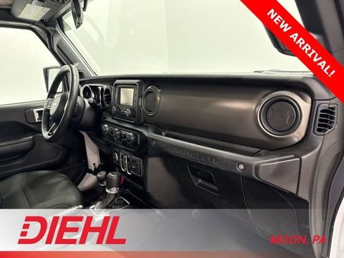 Used 2021 Jeep Wrangler Unlimited Sport image 14