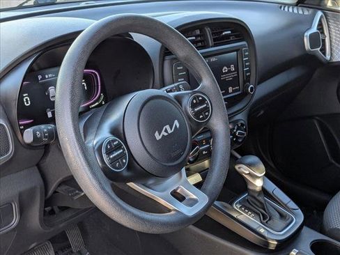 Used 2024 Kia Soul LX w/ Option Group 015 image 10
