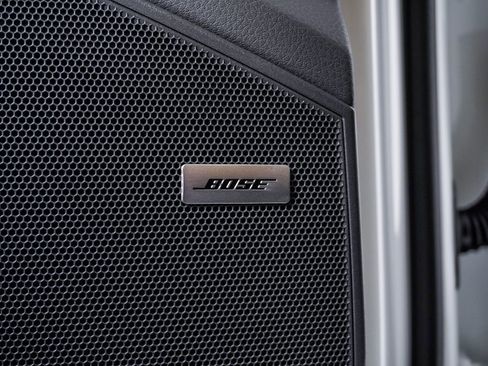 New 2026 Porsche Cayenne image 27