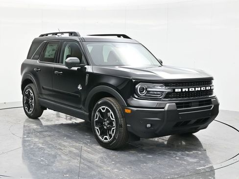 New 2025 Ford Bronco Sport Outer Banks w/ Outer Banks Tech Package+ image 3