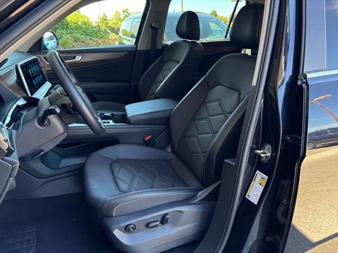 Used 2026 Volkswagen Atlas SE FWD image 38