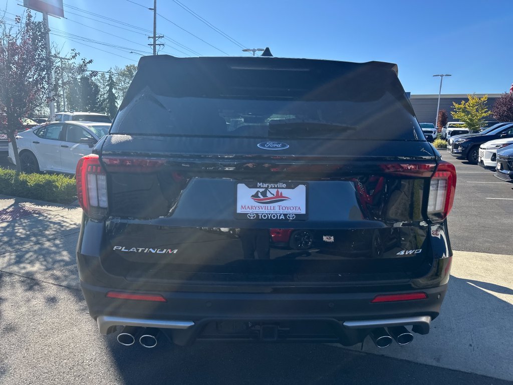 Used 2025 Ford Explorer Platinum w/ Ultimate Package AWD/4WD image 4