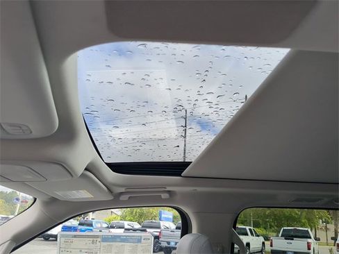 New 2025 Ford Expedition Max Platinum w/ Platinum Ultimate Package image 9