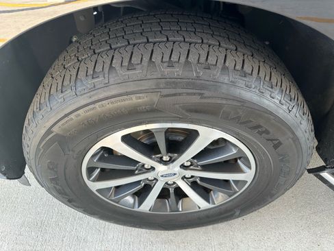 Certified 2019 Ford Expedition XLT w/ Equipment Group 202A AWD/4WD image 6