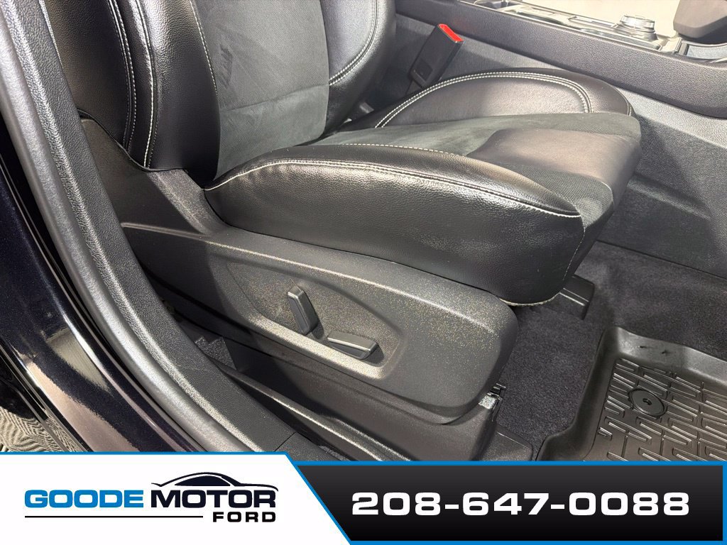 Used 2024 Ford Edge ST w/ Equipment Group 401A AWD/4WD image 24