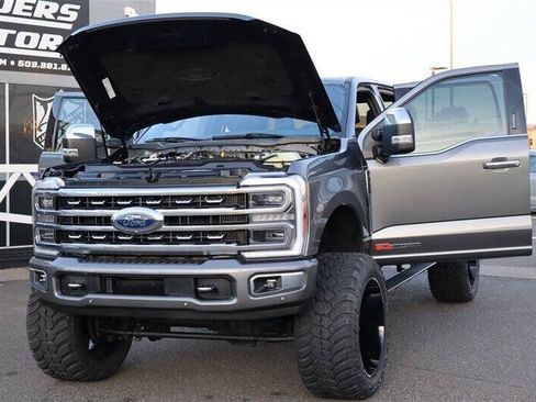 Used 2024 Ford F350 Platinum AWD/4WD image 31
