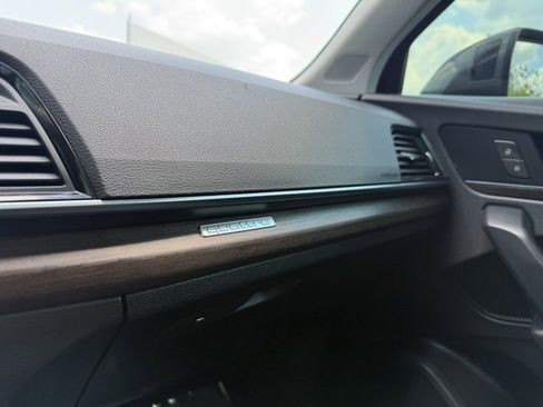 Used 2022 Audi Q5 2.0T Premium Plus w/ Premium Plus Package image 35