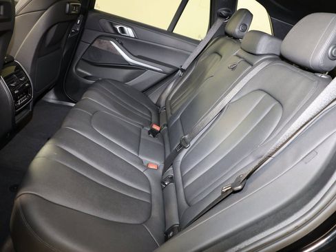 Used 2022 BMW X5 xDrive45e w/ Climate Comfort Package image 11