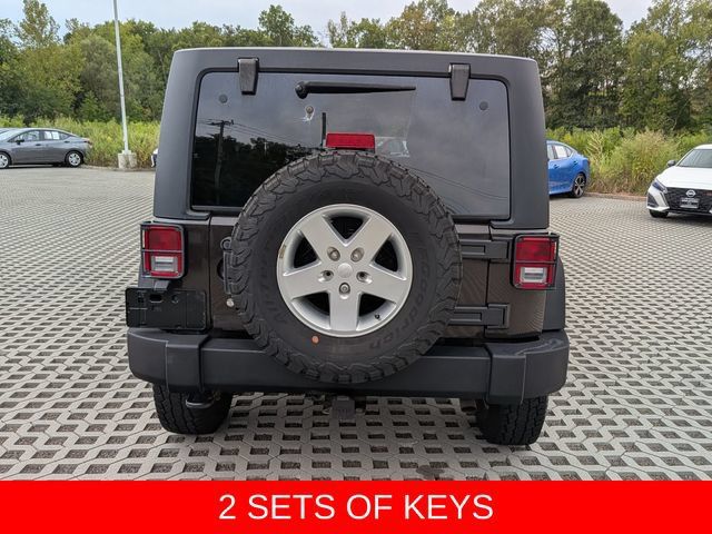 Used 2013 Jeep Wrangler Unlimited Sport AWD/4WD image 4