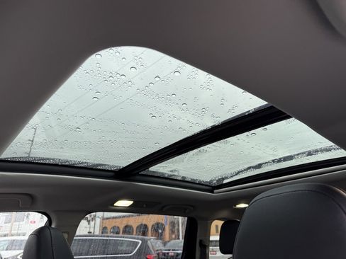 Used 2023 Subaru Ascent Limited w/ Technology Package image 15