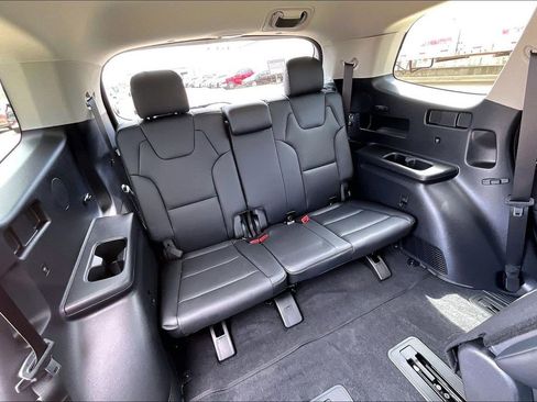 Used 2025 Kia Telluride S AWD/4WD image 28