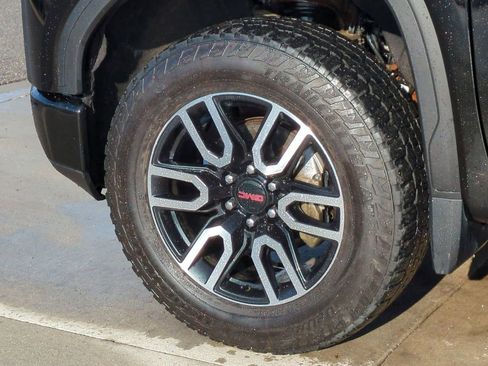 Used 2021 GMC Sierra 1500 AT4 image 14