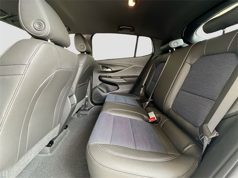 New 2026 Buick Envista Preferred image 17