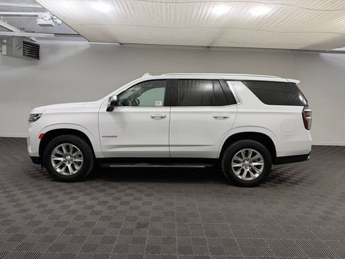Used 2023 Chevrolet Tahoe Premier AWD/4WD image 2