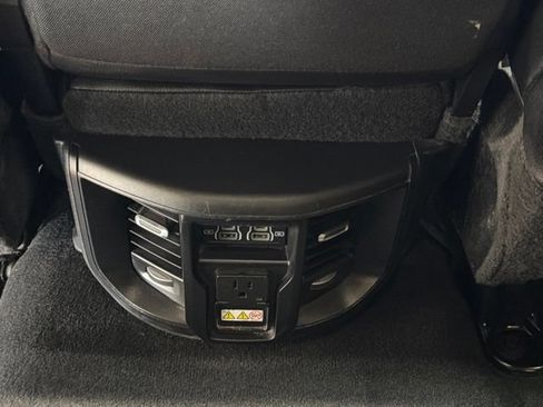 Used 2024 RAM 2500 Laramie AWD/4WD image 15