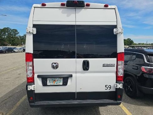 Used 2023 RAM ProMaster 2500 FWD image 6