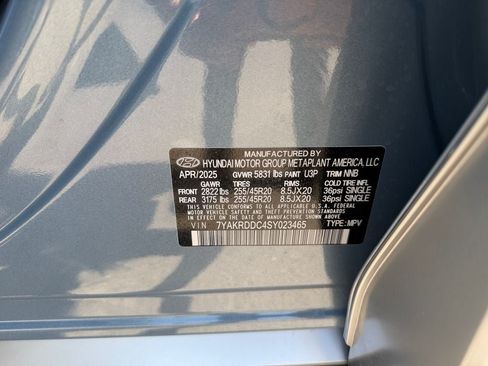Used 2025 Hyundai Ioniq 5 Limited AWD/4WD image 37