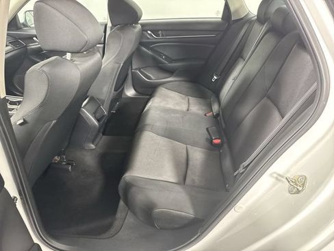 Used 2018 Honda Accord LX image 21