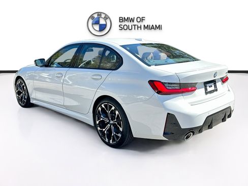 Certified 2025 BMW 330i Sedan w/ M Sport Package image 5